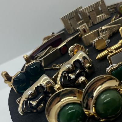 LOT 165J: Huge Collection of Tie Pins and Cufflinks: Swank, Anson and More!