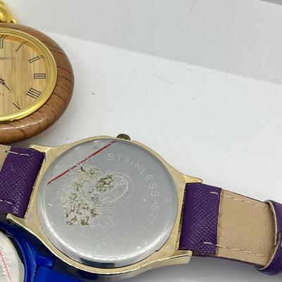 LOT 168J: Novelty Watches: Mickey Mouse and More!
