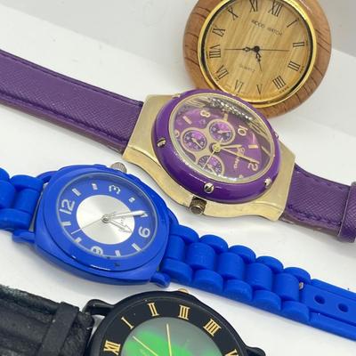 LOT 168J: Novelty Watches: Mickey Mouse and More!