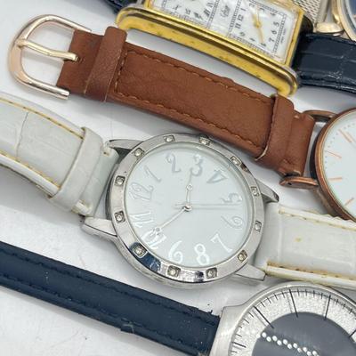 LOT 172J: Women's Quartz Watches (Non Working)