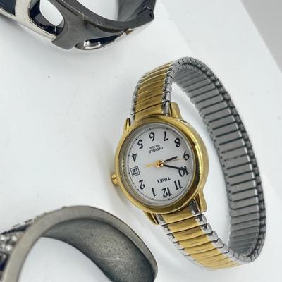 LOT 174J: Women's Quartz Watches (Not Working)