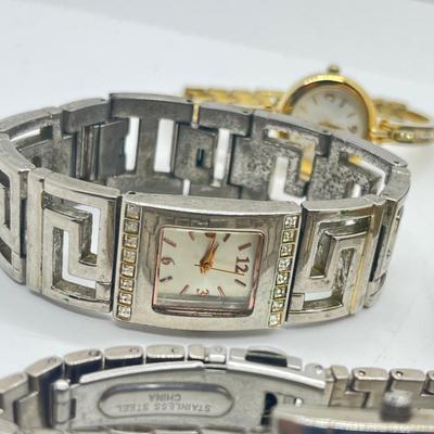 LOT 174J: Women's Quartz Watches (Not Working)