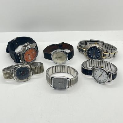 LOT 175J: Men's Quartz Watches (Non Working)