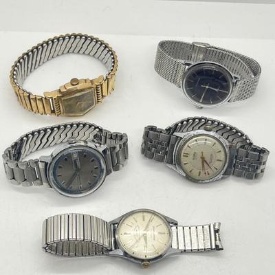 LOT 180J: Men's Mechanical Watches (Winds and Ticks!)