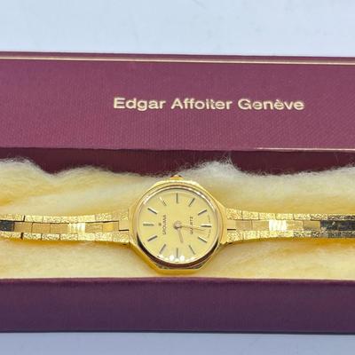 LOT 182J: Vintage Women's Watches