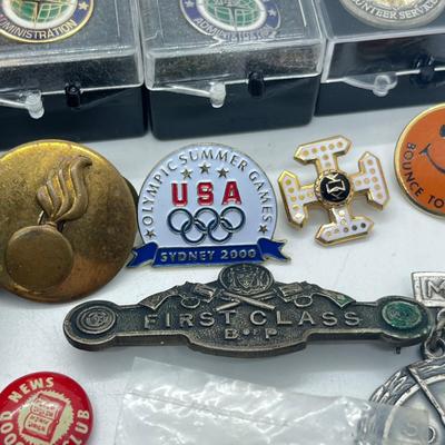 LOT 184J: Large Pin Collection PLUS "Paul Harris Fellow" Pendant
