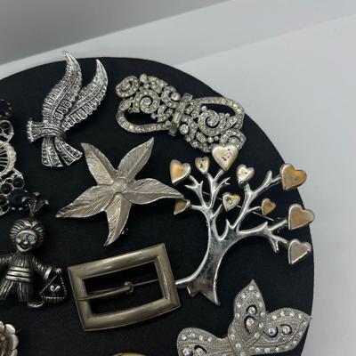 LOT 187J: Vintage Silver Toned Brooch/Pin Collection