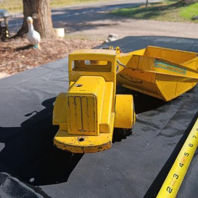 MARX LUMAR CONTRACTORS SCRAPER HAULER TOY
