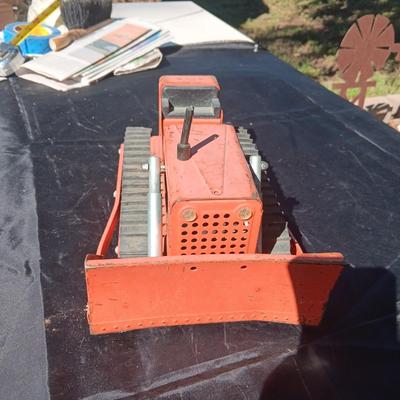 TONKA GIANT BULLDOZER TOY