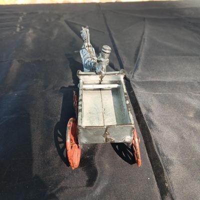 CAST IRON HORSE DRAWN WAGON AND AN OLD METAL COIN BANK (NO KEY)