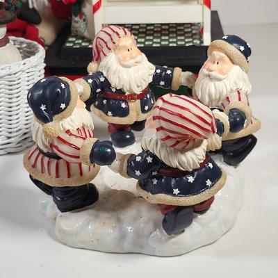 LOT 164G: Various Vintage Christmas Holiday Decorations