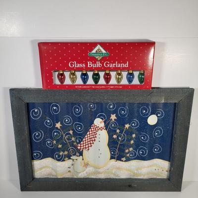 LOT 165G: Vintage Mixture of Christmas Holiday Decorations