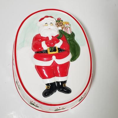 LOT 160L: Vintage Holiday Servingware & Decor with Spode, Royal Doulton, Lefton & More