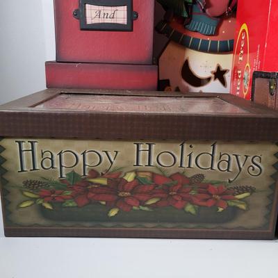 LOT 177G: Vintage Holiday Christmas Decorations and Displays
