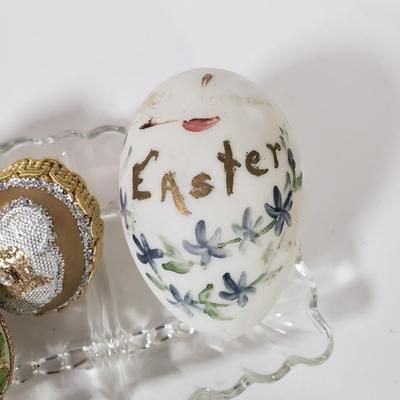 LOT 168D: 18th Century Chintz Shaving Mug, Hand Decorated Eggs, Limoges, Mini Hen on Nest & More