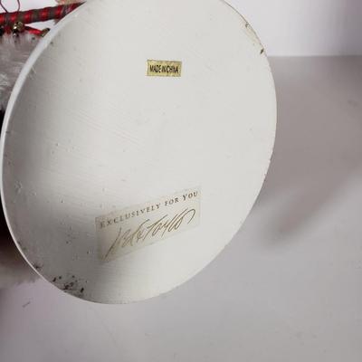 LOT 174F: Lord & Taylor Exclusive, House of Hatten & Karen Didion Lighted Santa