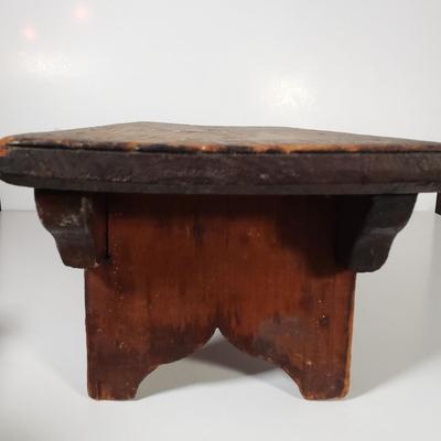 LOT 175L: Set of 3 Antique Wooden Stools with Wooden Doll Set (Still in box with all pieces)