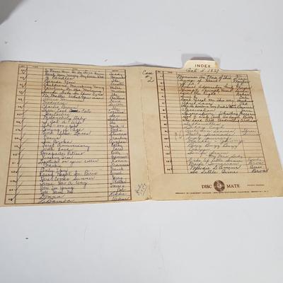 LOT 179G: Huge Collection of 45s in Carrying Cases