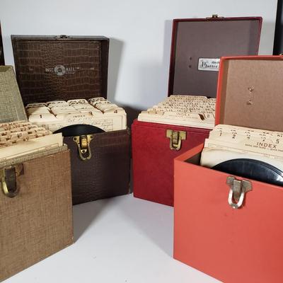 LOT 179G: Huge Collection of 45s in Carrying Cases
