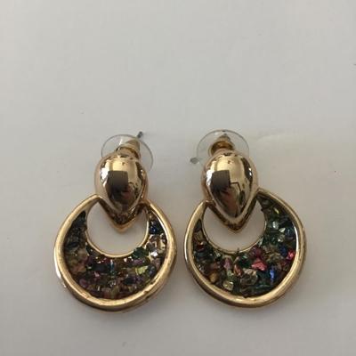 Beautiful gold tone, gemstone, multicolor, gemstone, dangle earring
