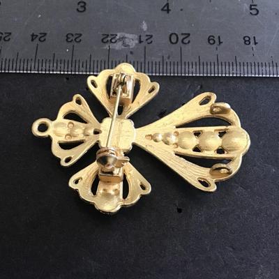 Cross Pendant or Brooch