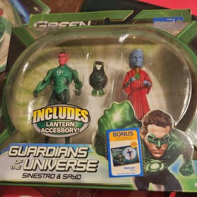Green Lantern Sinestro & Sayo Action Figures W/ Lantern Accessory