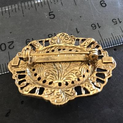 Faux Pearl Gold Tone Brooch