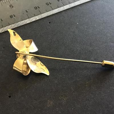 Bow and Pearl pin