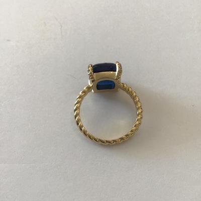 Beautiful fashion ring