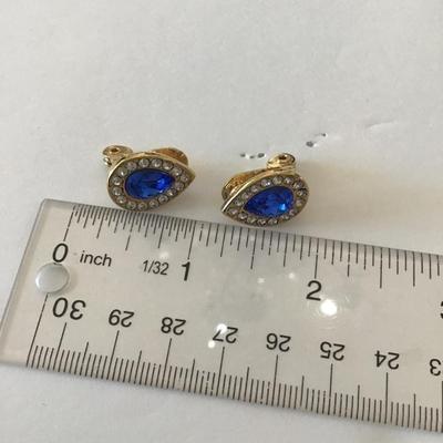 Monet vintage clip on earrings