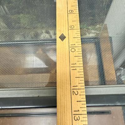 Glass Reptile Enclosure with Mesh Lid