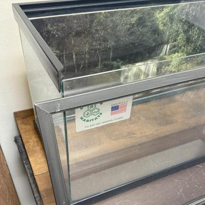 Glass Reptile Enclosure with Mesh Lid