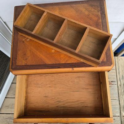 LOT 1: 6 Drawer Dresser, Vanity, and Nightstand