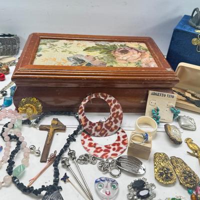 Costume jewelry, cameo belt and jewelry boxes