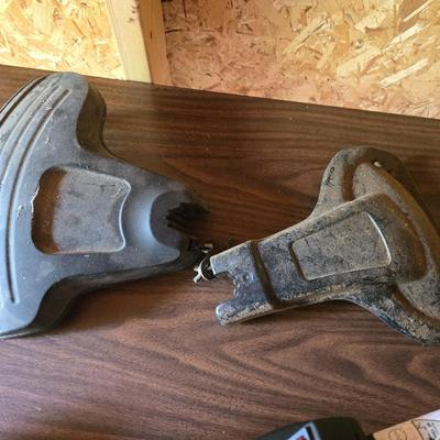26cs Homelite weeder with extra string and 1 1/4 gas can