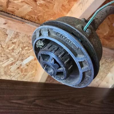 26cs Homelite weeder with extra string and 1 1/4 gas can