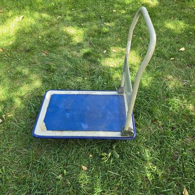 Small collapsible cart