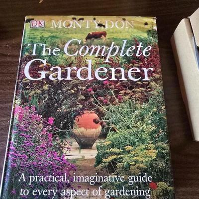 Flowers - Landscaping - Gardening books with flower and vegetable seed packets (some past date)