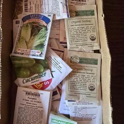 Flowers - Landscaping - Gardening books with flower and vegetable seed packets (some past date)