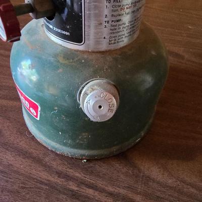 Coleman kerosene lantern -