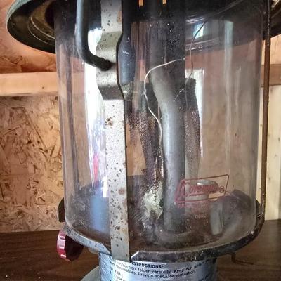 Coleman kerosene lantern -