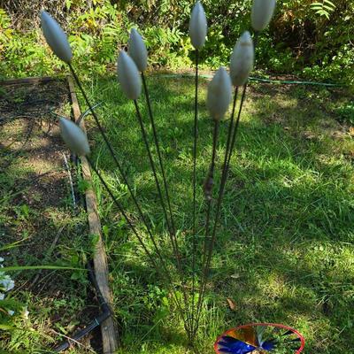Garden decor - Large Pray owl - wind spinner - and decorative garden stake
