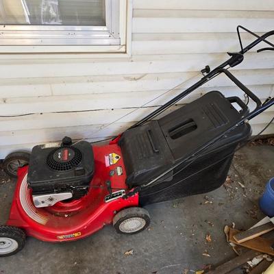 Quantum Power 5Hp Lawnmower