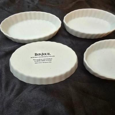 Bonjour Casserole dish and a partial set of Churchill dinnerware