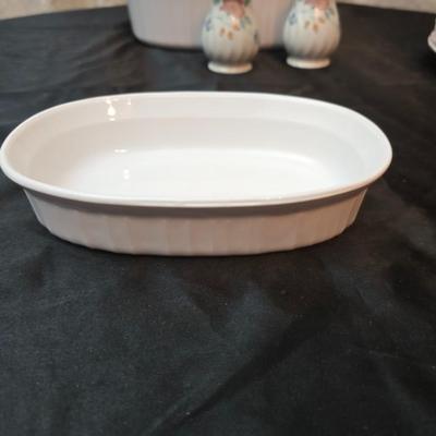 Bonjour Casserole dish and a partial set of Churchill dinnerware