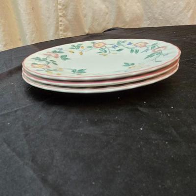 Bonjour Casserole dish and a partial set of Churchill dinnerware