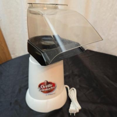 Orville Redenbacher's popcorn maker and two small electric Crockpots