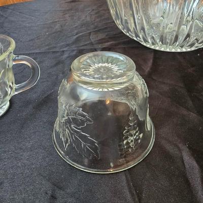 Punch Bowl and Glasses with cup hooks