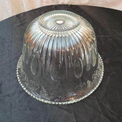 Punch Bowl and Glasses with cup hooks
