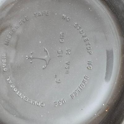 Glass pyrex Baking pans and pie pans